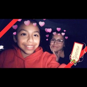 Meet your Posher, Yadira